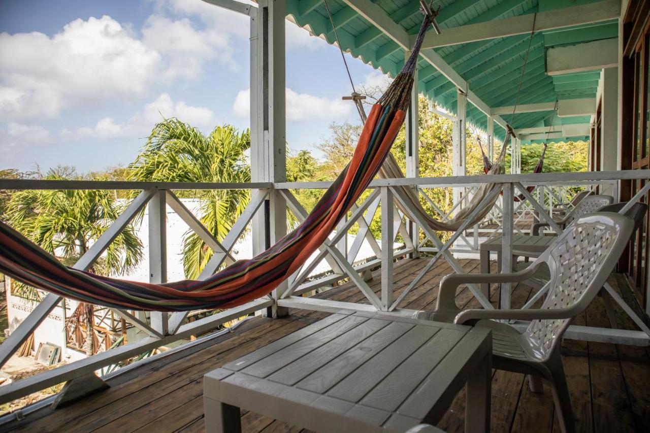 South West Bay Cabañas Fresh Water Bay Exterior foto