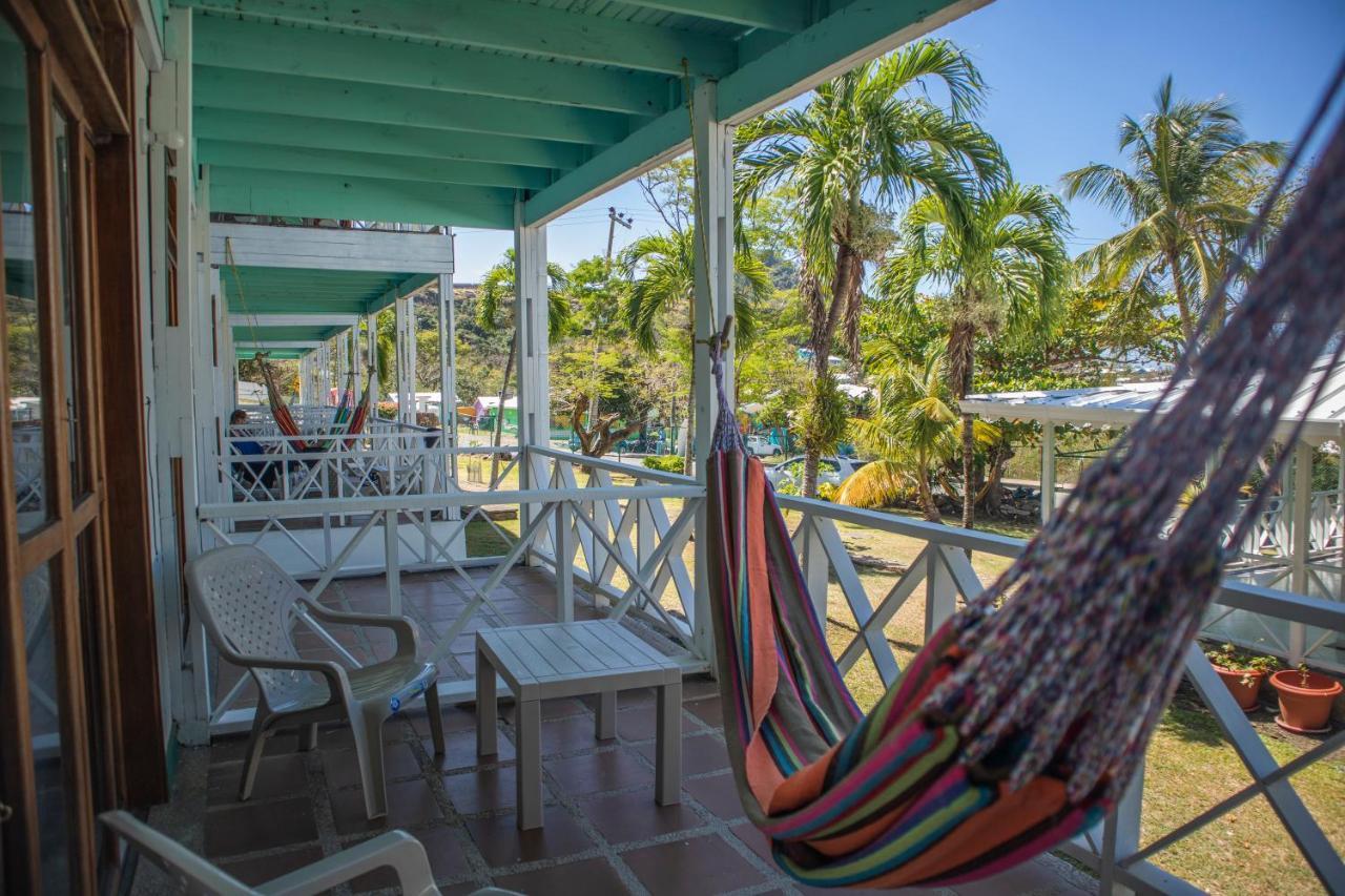 South West Bay Cabañas Fresh Water Bay Exterior foto