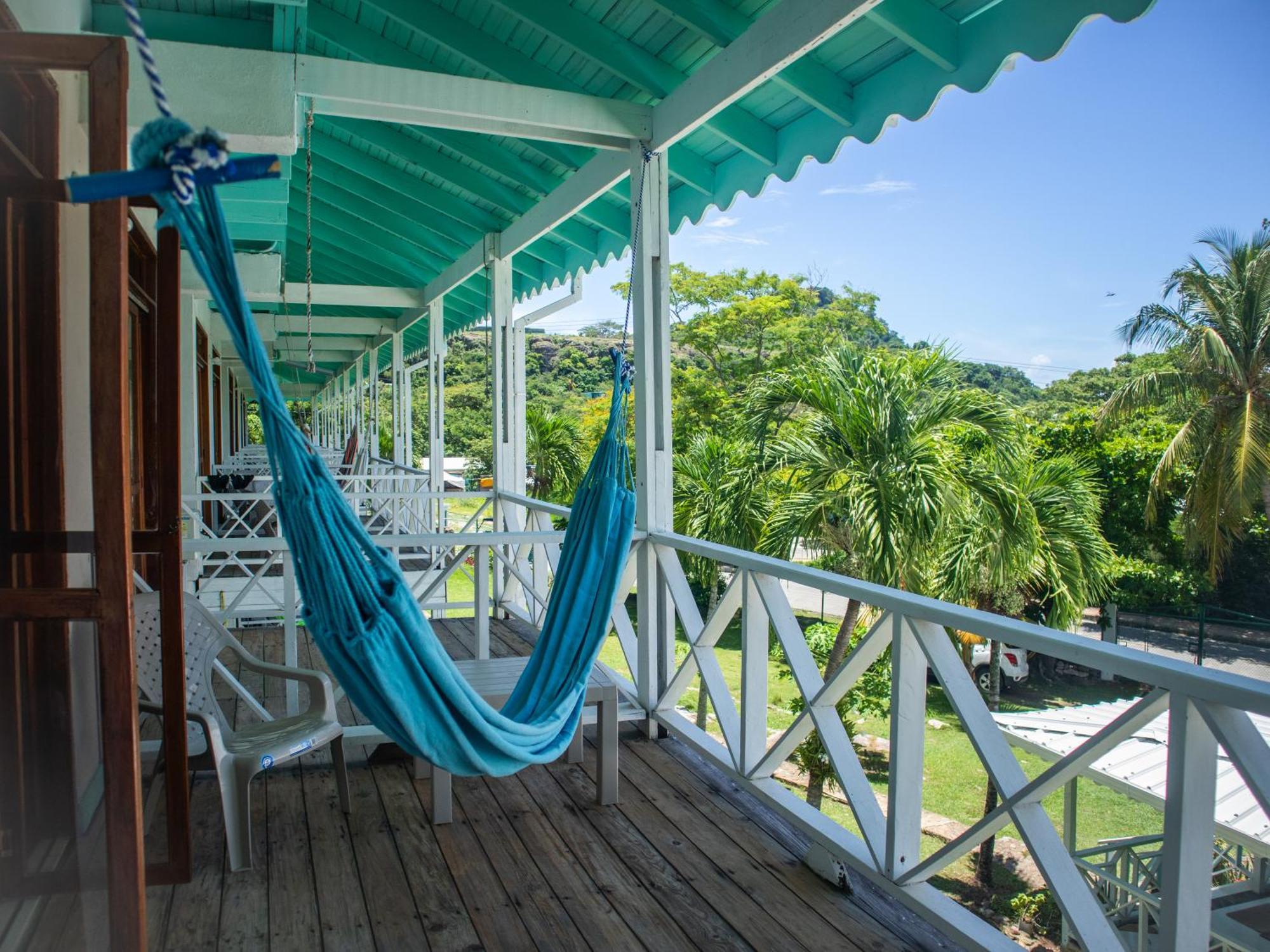 South West Bay Cabañas Fresh Water Bay Exterior foto
